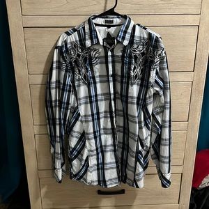 Men’s large button down shirt.